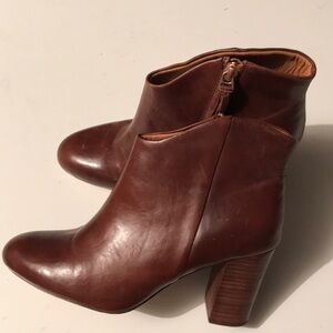 Women boots